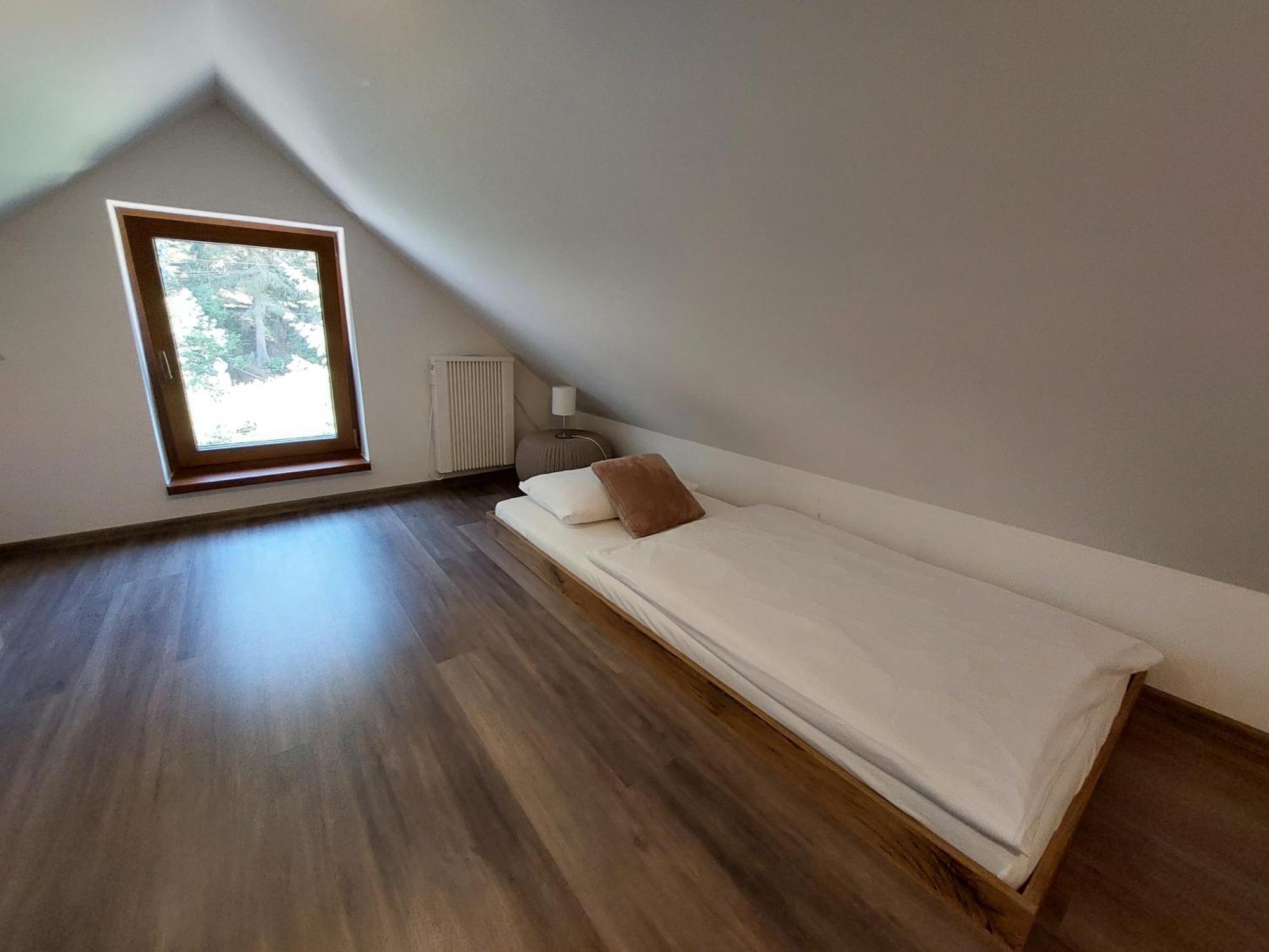 Rezidence Greenhill ⃰ ⃰ ⃰ Kraslice Szoba fotó